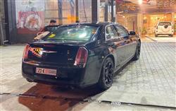 کرایسلەر 300